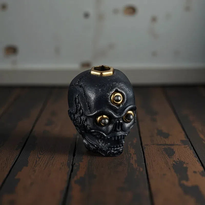 Ward off evil spirits and prevent disasters, increase happiness and longevity 925 Silver Spiked Skull Necklace Pendant