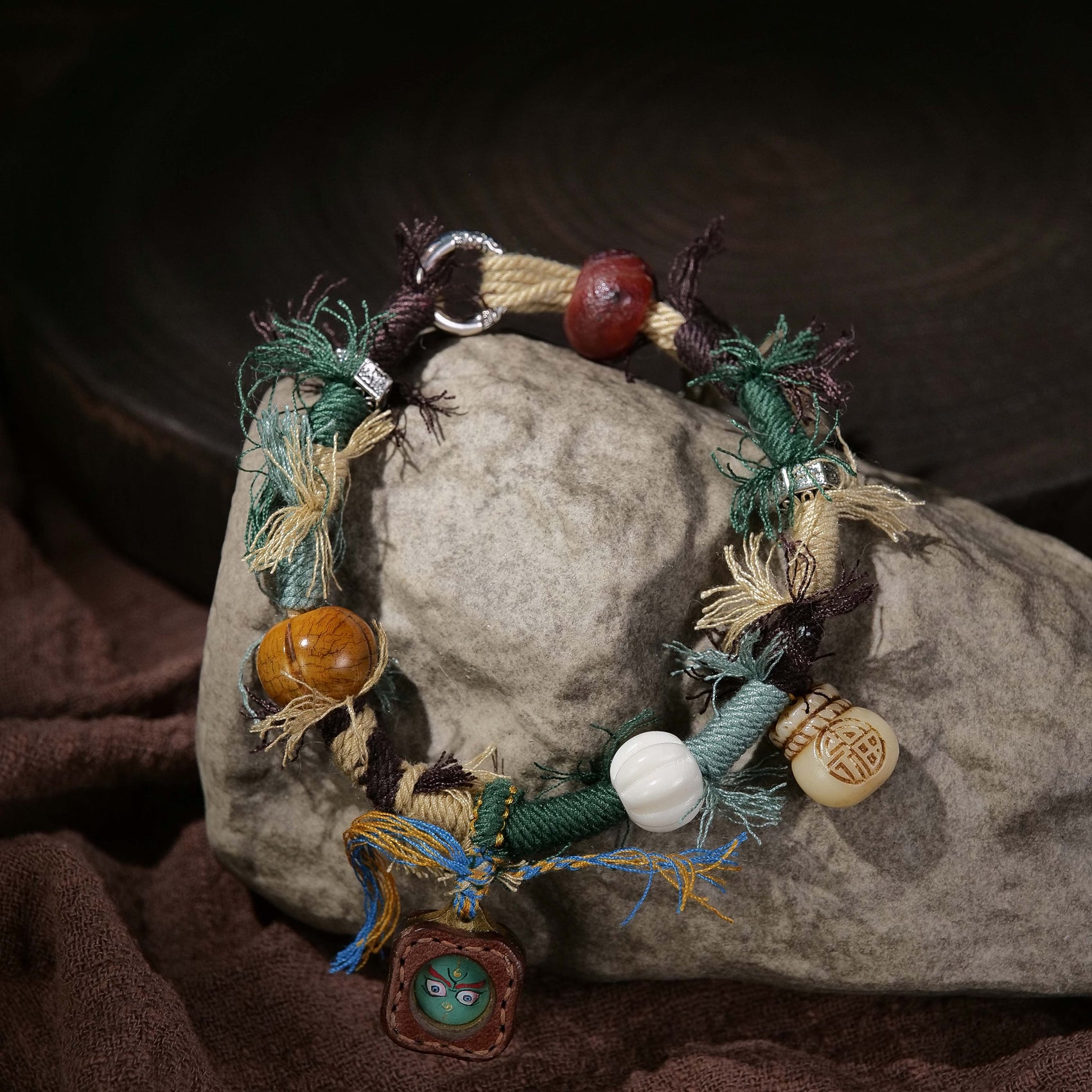 Bringing Good Luck Tibetan Weave Blessing Possessing Power, Consumed Ox Horn Green God of Wealth Bracelet