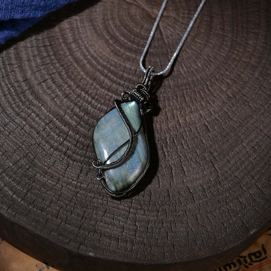Lucky and Beautiful Labradorite Pendant Necklace