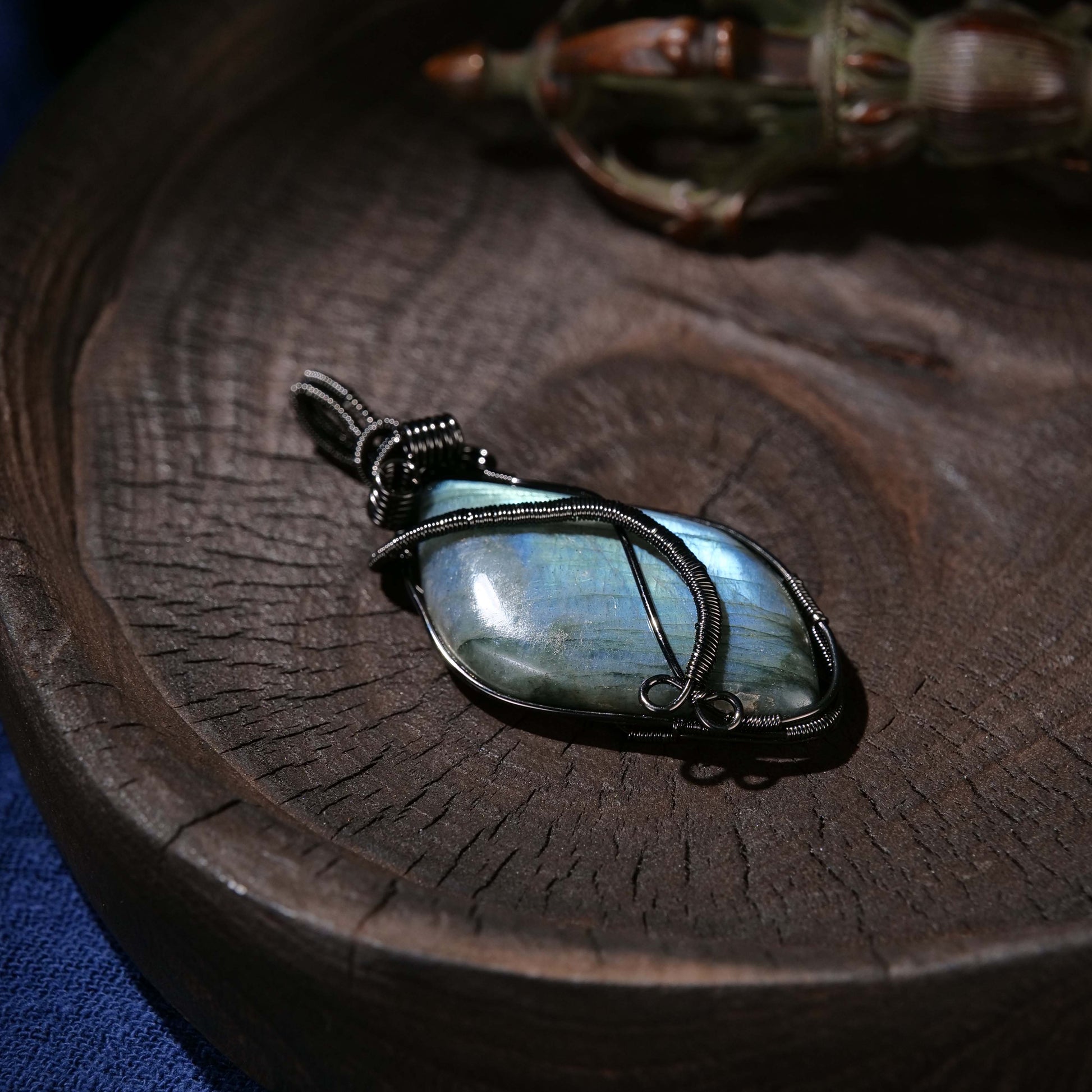 Lucky and Beautiful Labradorite Pendant Necklace