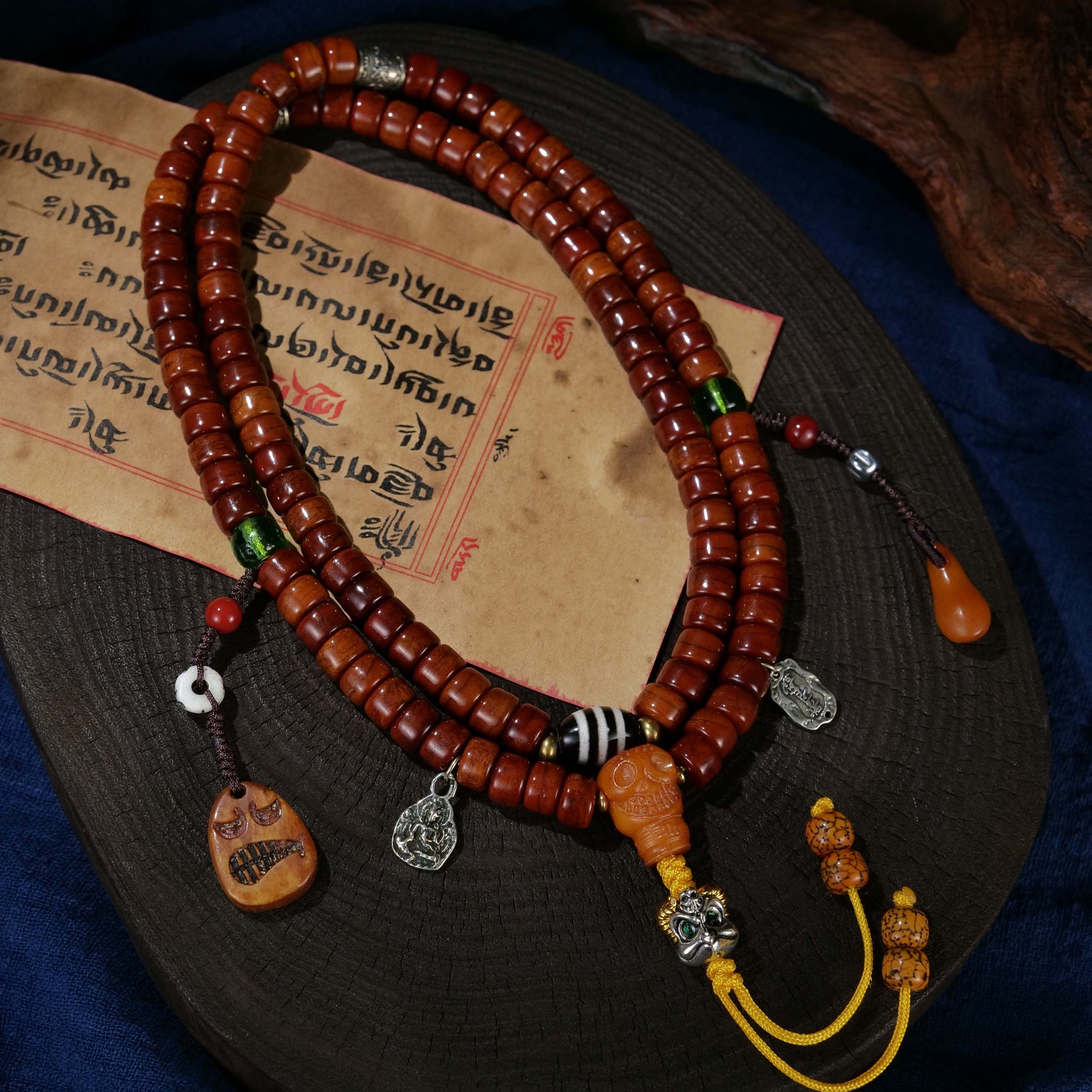 Add Wealth, Eliminate Difficulties, Good Wish Dale Pendant, Beef Bone Multi-Ring String