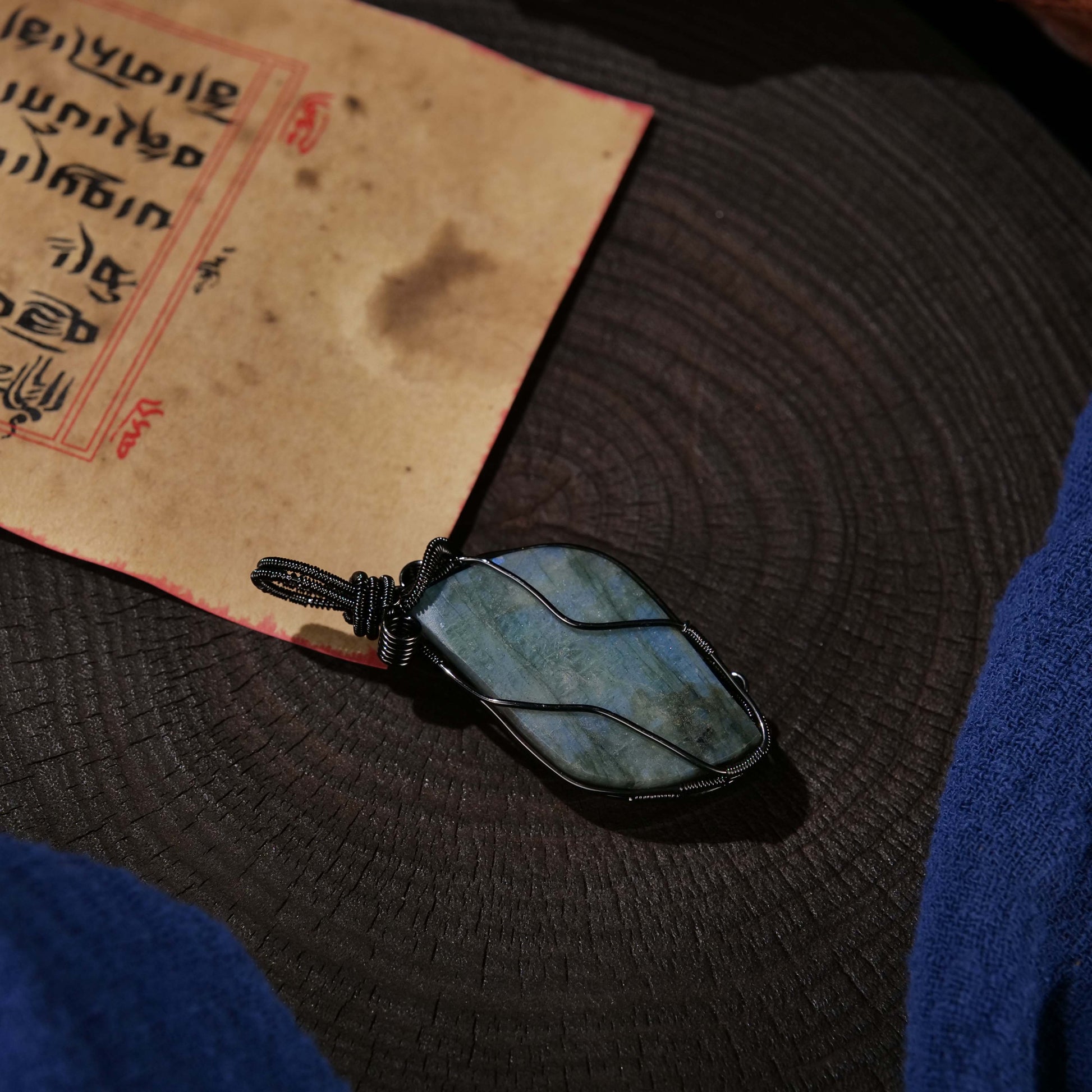 Lucky and Beautiful Labradorite Pendant Necklace