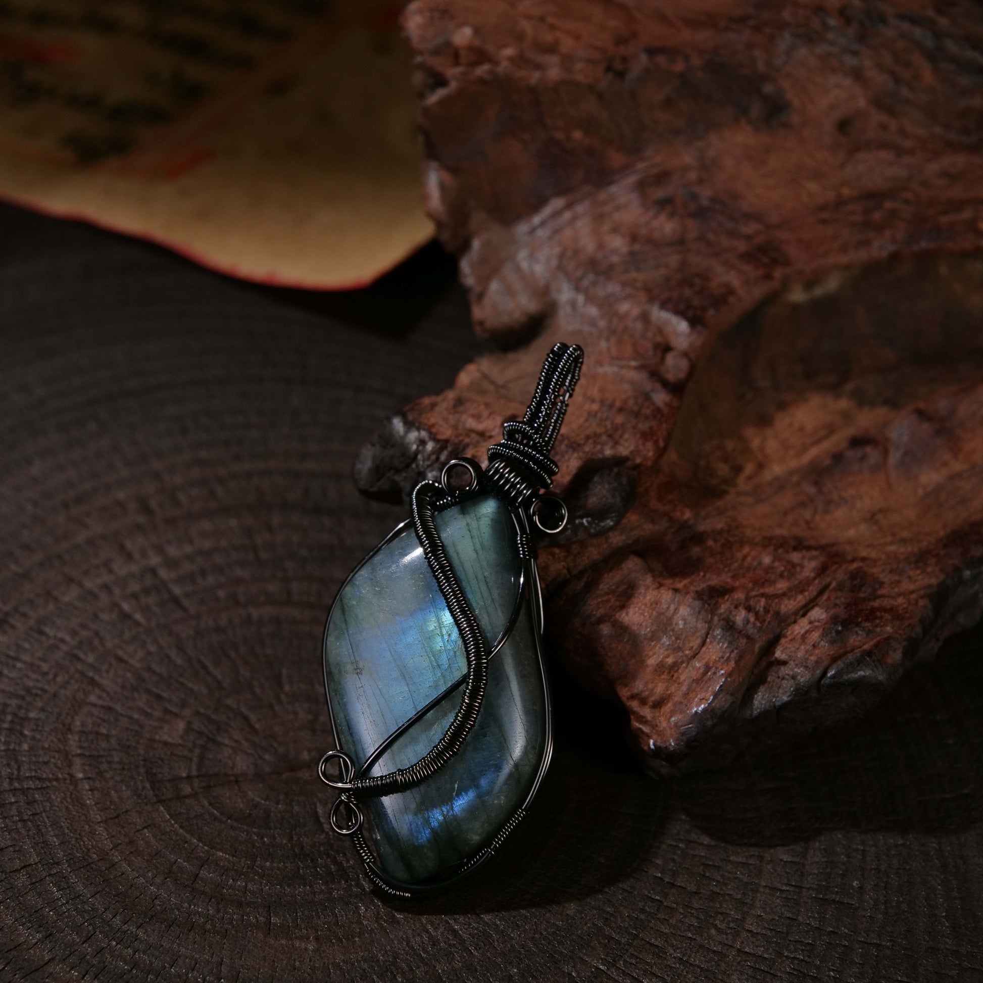 Lucky and Beautiful Labradorite Pendant Necklace
